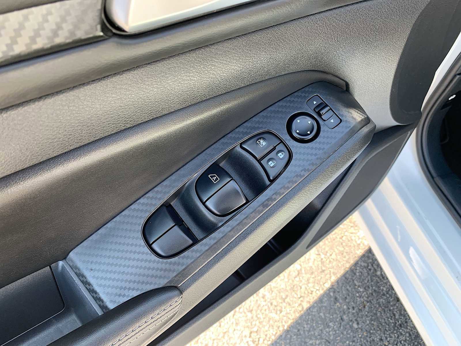 Used 2024 Nissan Altima 2.5 SV w/ SV Premium Package image 23