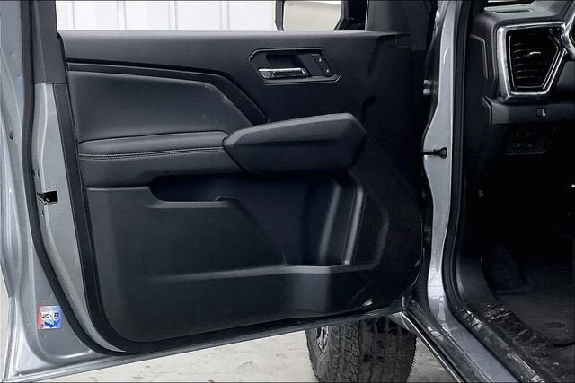 New 2026 GMC Canyon Elevation w/ Convenience Package RWD image 11