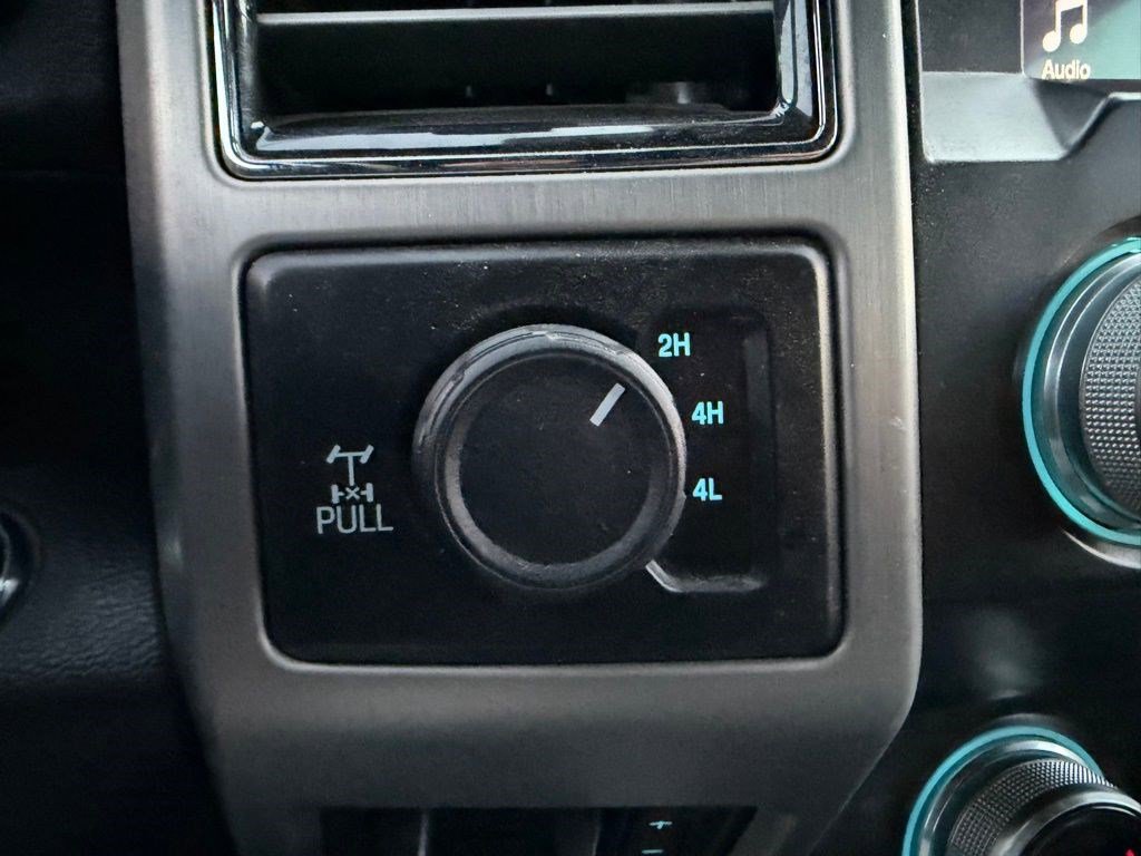 Used 2019 Ford F250 Platinum w/ Platinum Ultimate Package AWD/4WD image 17