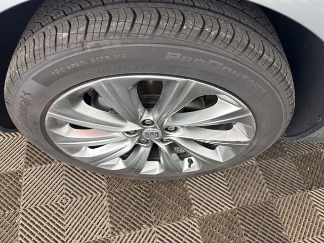 Used 2025 Buick Envista Avenir FWD image 31