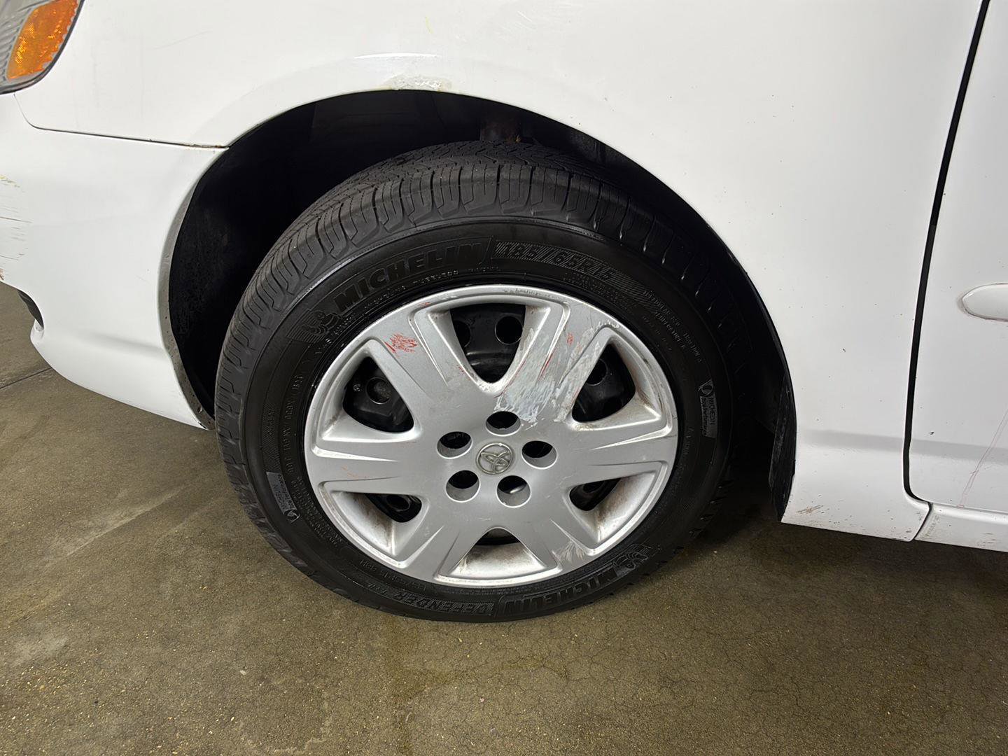 Used 2007 Toyota Corolla LE image 5