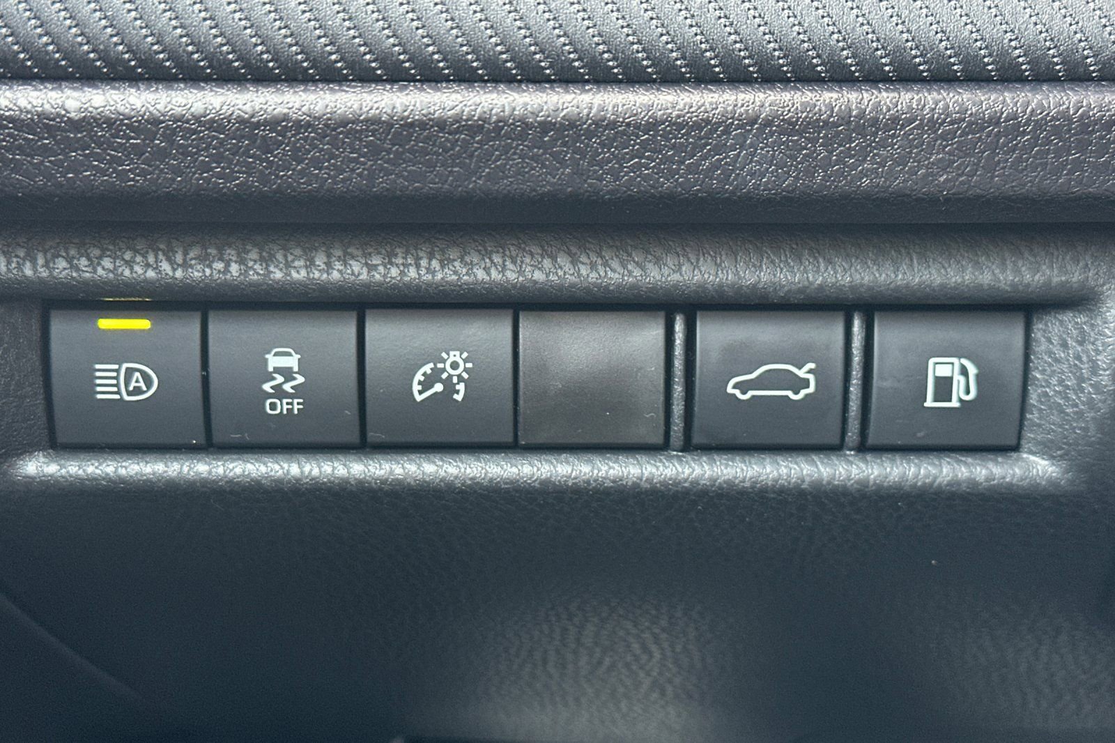 Certified 2025 Toyota Camry SE image 43