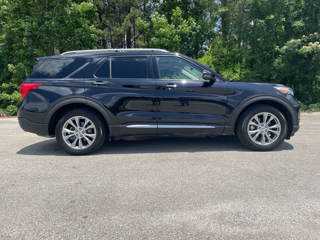 Used 2020 Ford Explorer Limited AWD/4WD image 2