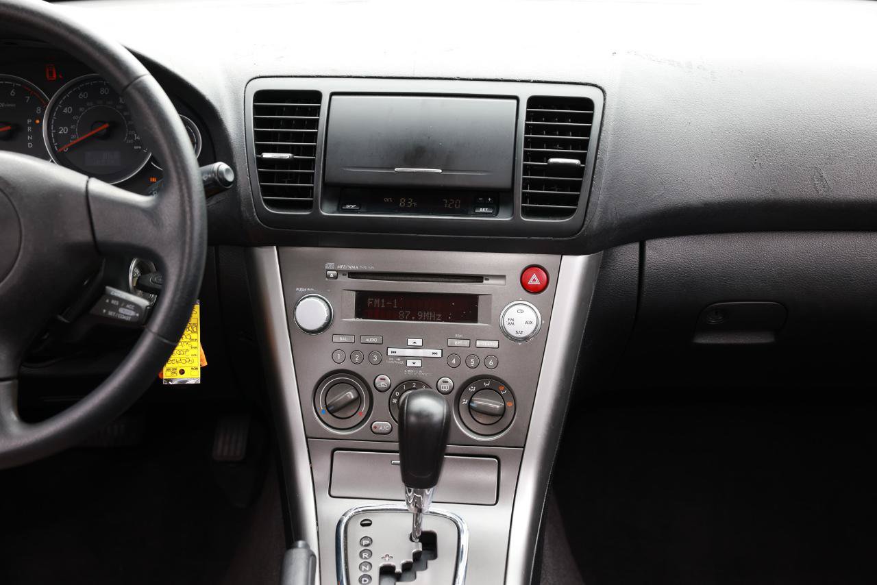 Used 2007 Subaru Outback 2.5i AWD/4WD image 33