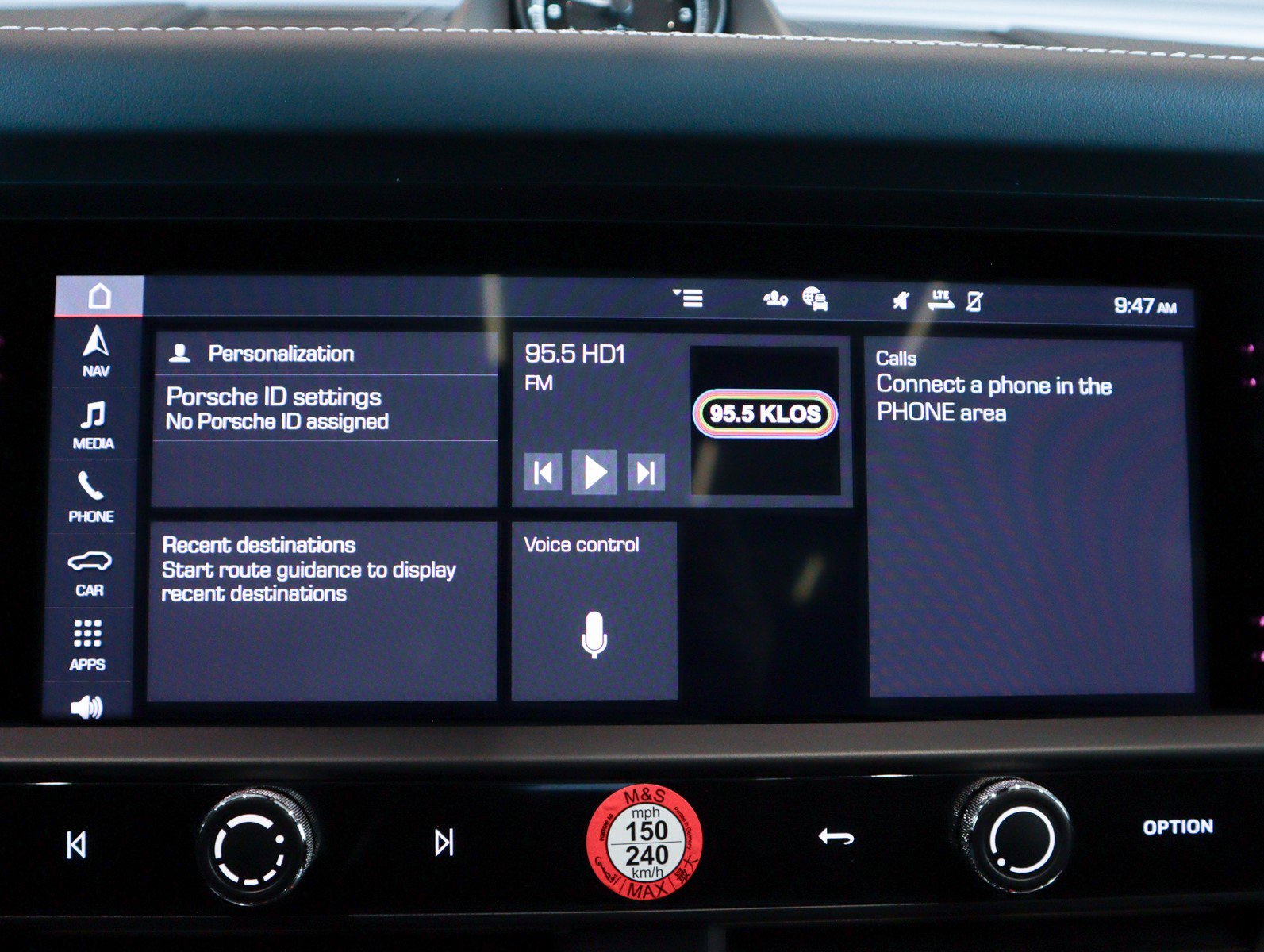 Certified 2025 Porsche Macan GTS image 19