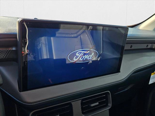 New 2025 Ford Maverick Lariat w/ Black Appearance Package AWD/4WD image 11