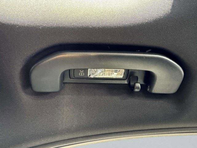 Used 2022 Mercedes-Benz E 350 4MATIC Sedan image 40