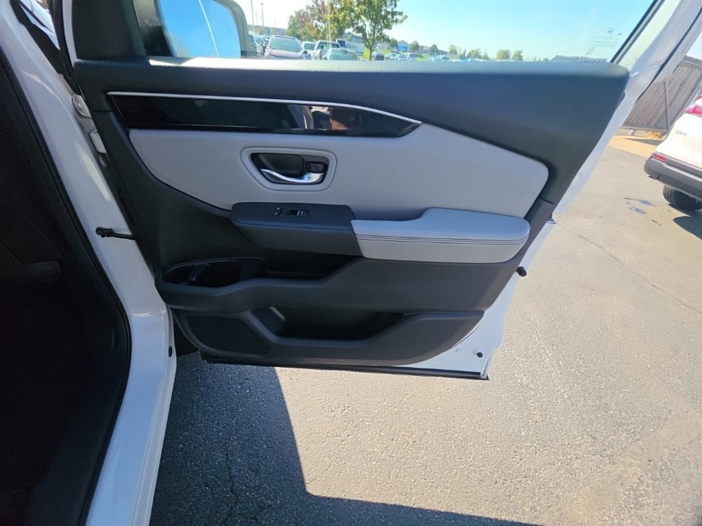 Certified 2025 Honda Pilot Touring image 33