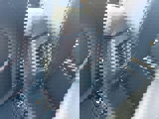 Used 2018 Jeep Cherokee Limited w/ Technology Group image 21