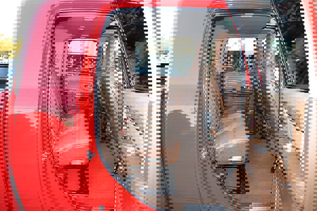 Used 2020 RAM 3500 Limited image 38