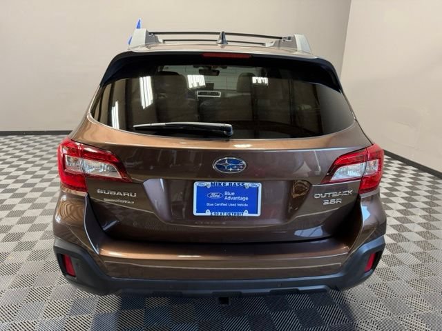 Used 2019 Subaru Outback 3.6R Limited AWD/4WD image 11