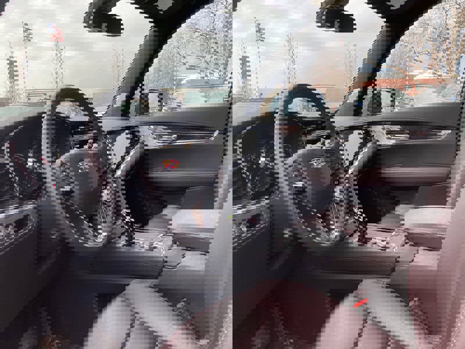 Certified 2024 Cadillac XT6 Premium Luxury w/ LPO, Floor Liner Package image 4