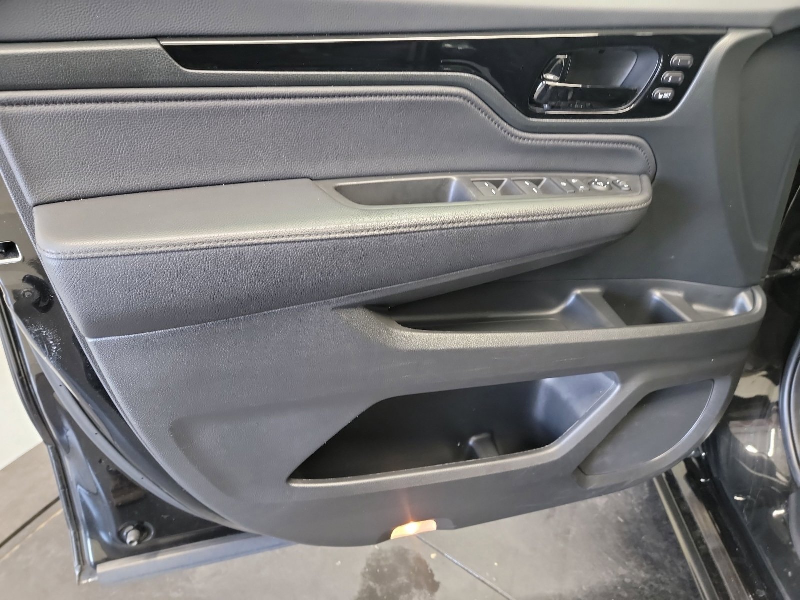 Certified 2023 Honda Odyssey Touring image 13