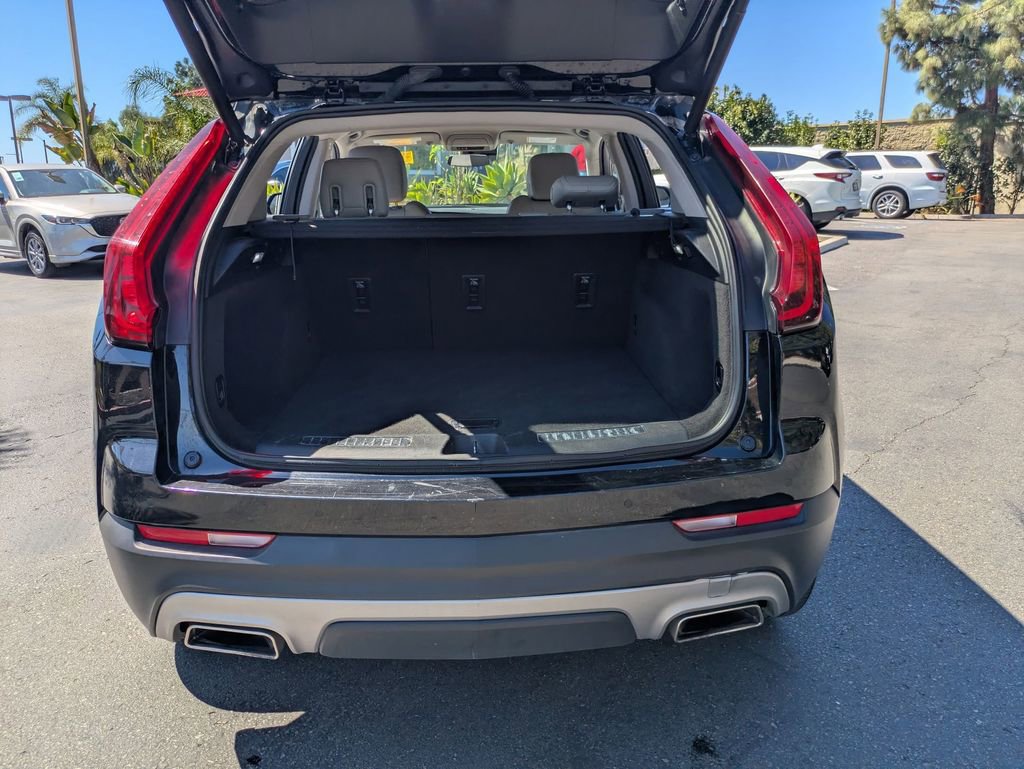 Used 2023 Cadillac XT4 Premium Luxury image 31