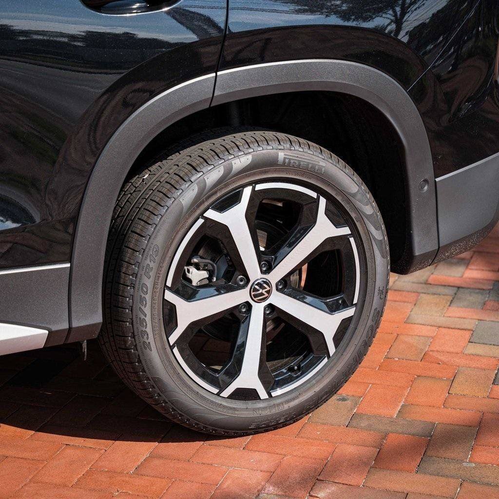 New 2026 Volkswagen Tiguan SE AWD/4WD image 4
