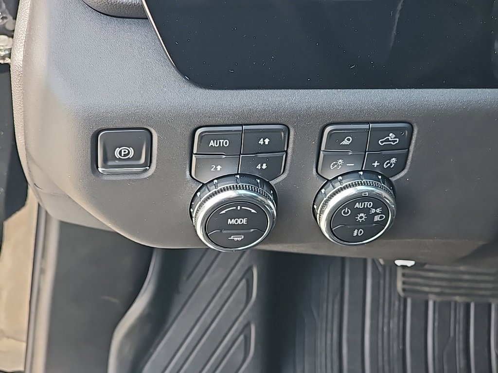 New 2025 GMC Sierra 1500 SLT w/ SLT Premium Plus Package image 16