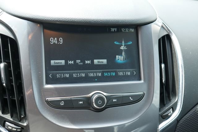Used 2016 Chevrolet Cruze LT w/ Convenience Package FWD image 19