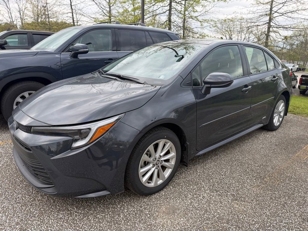 Certified 2025 Toyota Corolla LE w/ LE Premium Package