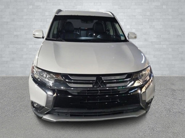 Used 2017 Mitsubishi Outlander SEL image 5