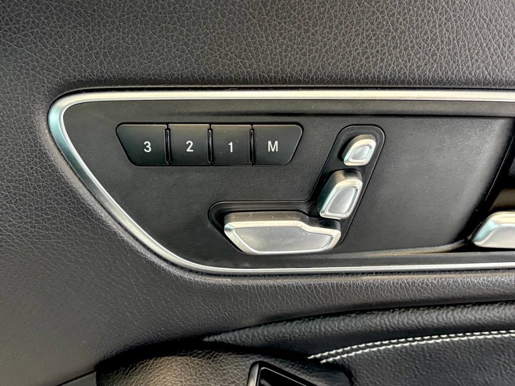 Certified 2019 Mercedes-Benz CLA 250 image 32