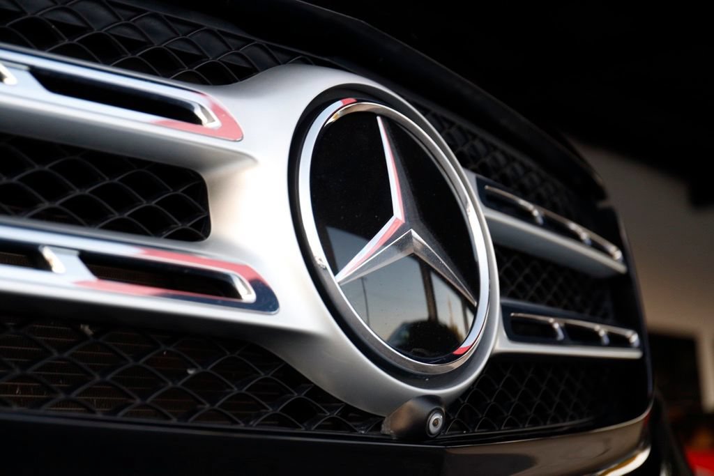 Used 2018 Mercedes-Benz GLS 550 4MATIC image 5