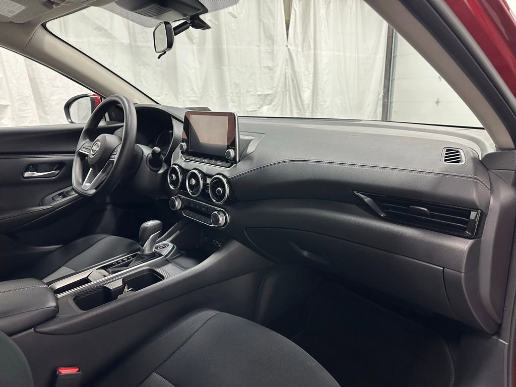 Used 2025 Nissan Sentra SV image 56