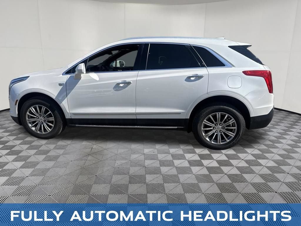 Used 2017 Cadillac XT5 Luxury AWD/4WD image 16