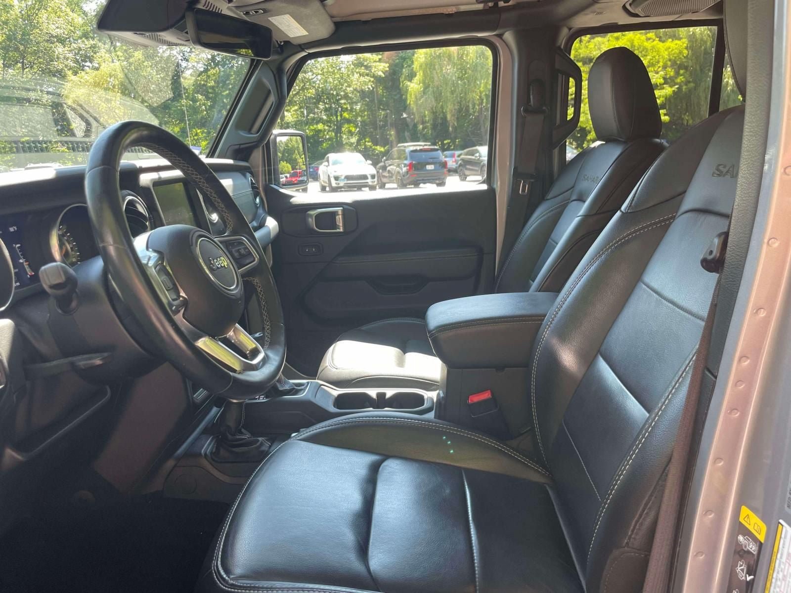 Used 2021 Jeep Wrangler Unlimited Sahara AWD/4WD image 14