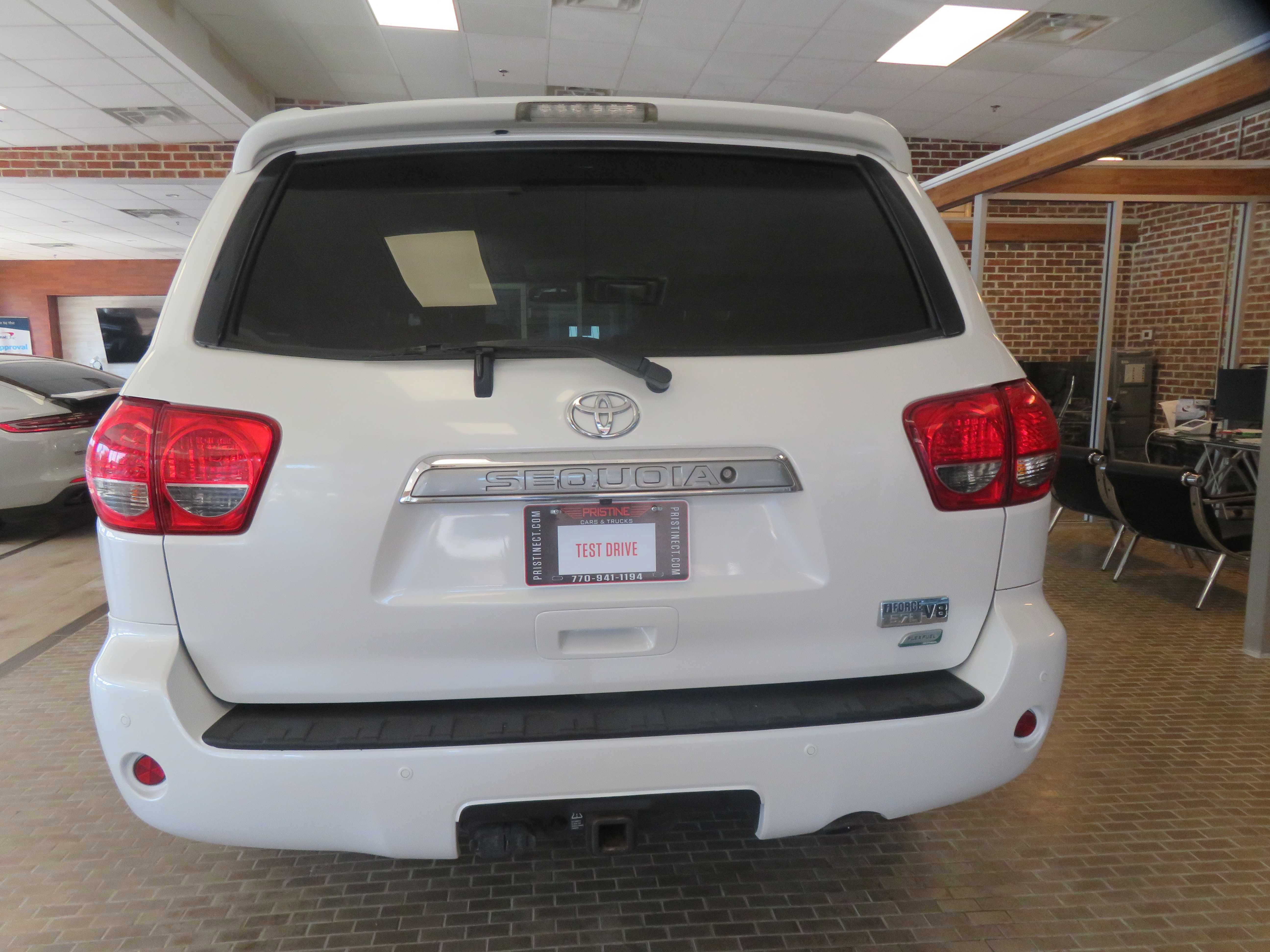 Used 2016 Toyota Sequoia Platinum AWD/4WD image 6