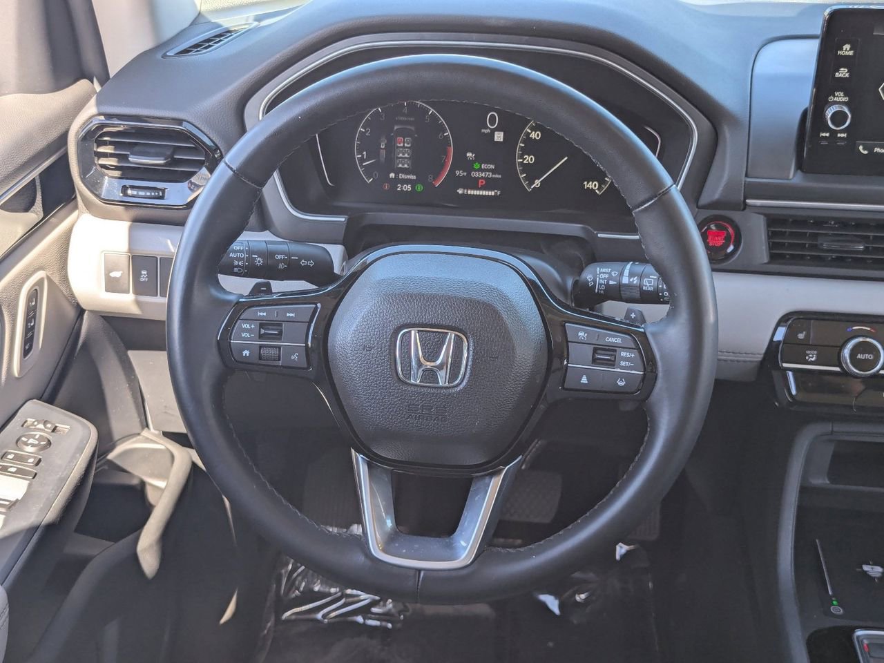 Used 2025 Honda Pilot EX-L image 16