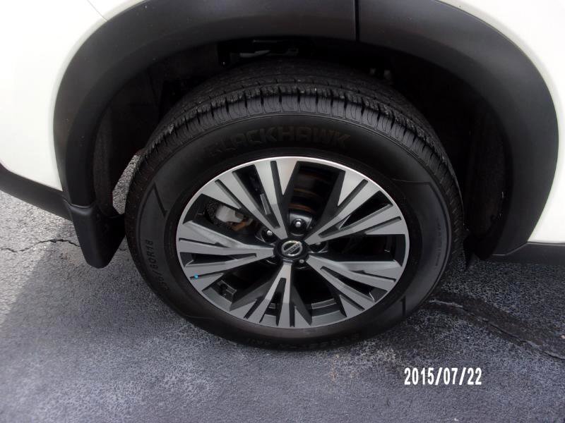 Used 2021 Nissan Rogue SV w/ Premium Package image 14