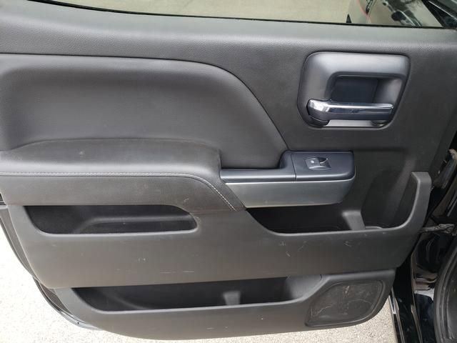 Used 2018 Chevrolet Silverado 1500 LT w/ LT Convenience Package image 13