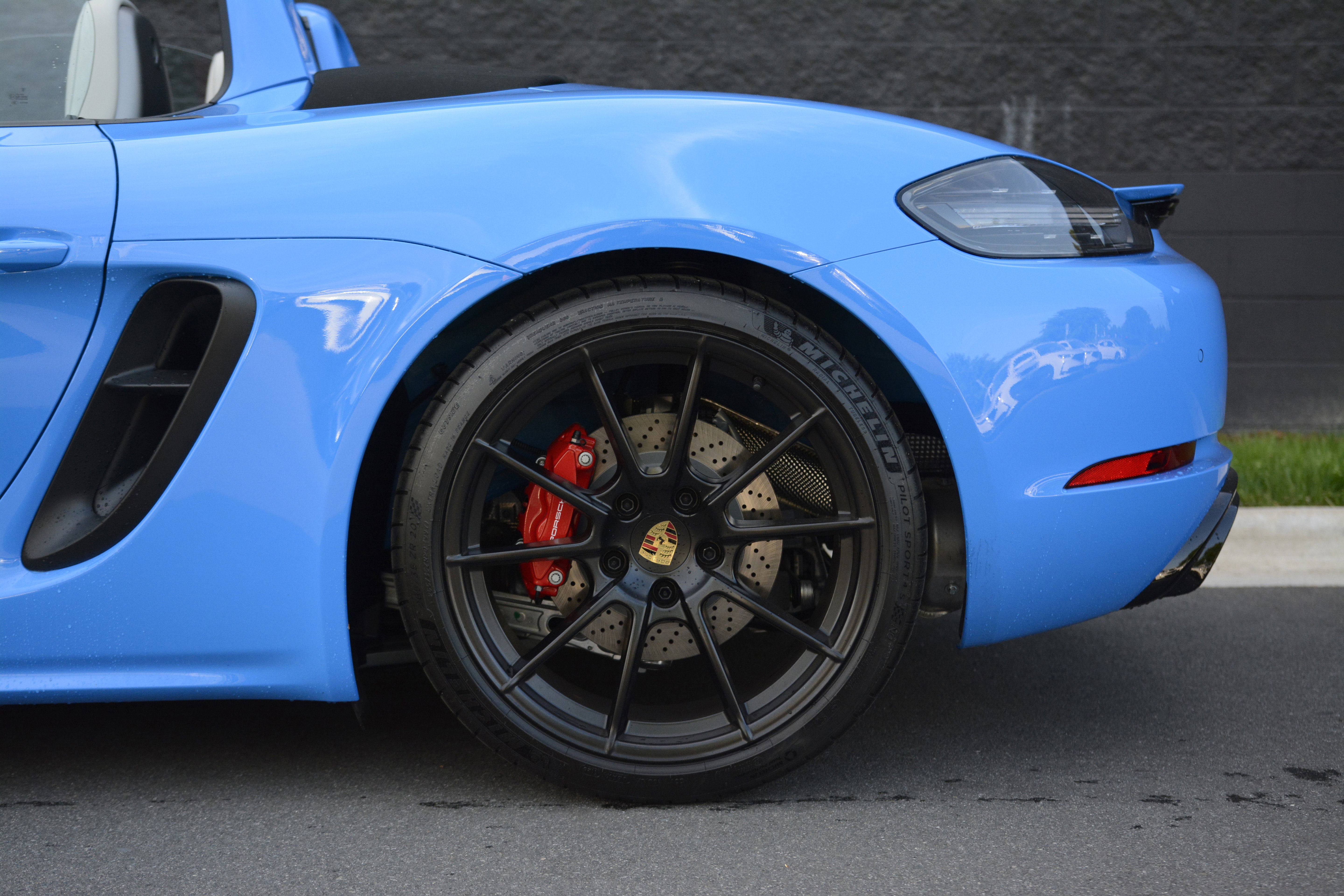 Certified 2025 Porsche 718 Boxster GTS image 28