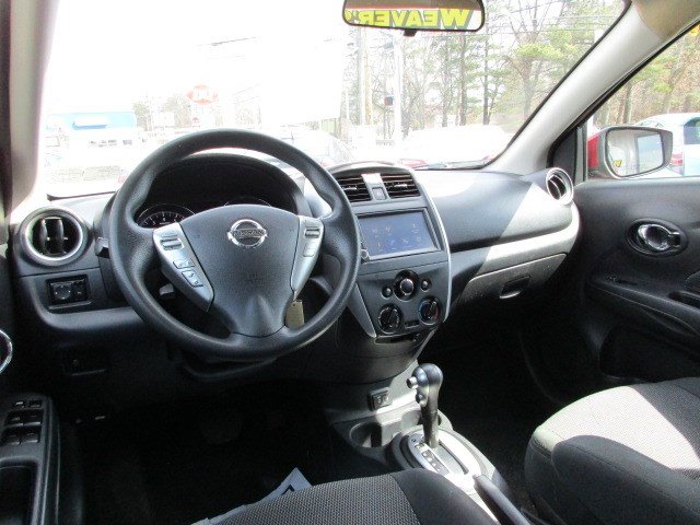 Used 2019 Nissan Versa SV image 19