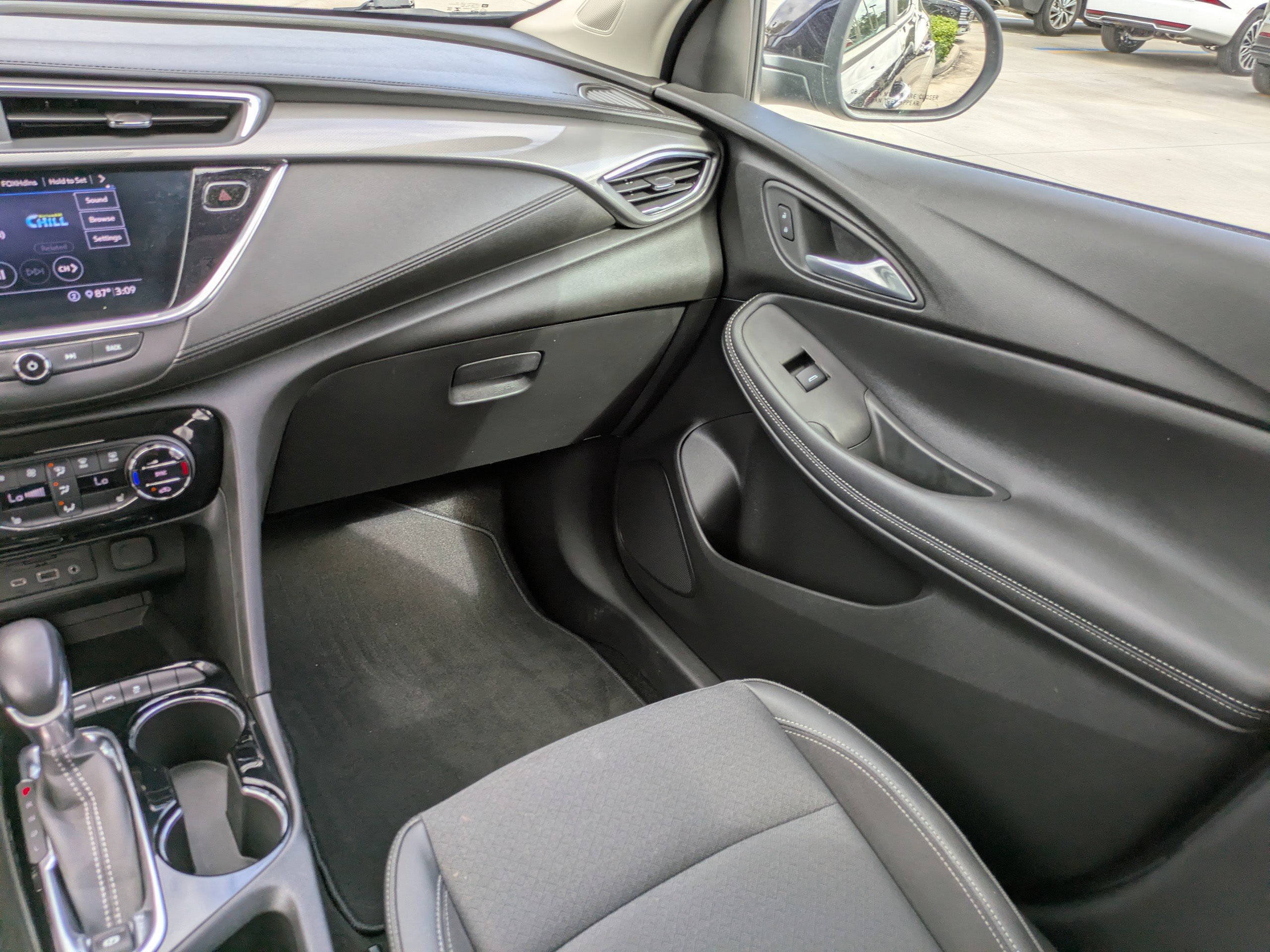 Used 2020 Buick Encore GX Select w/ Experience Buick Package image 12