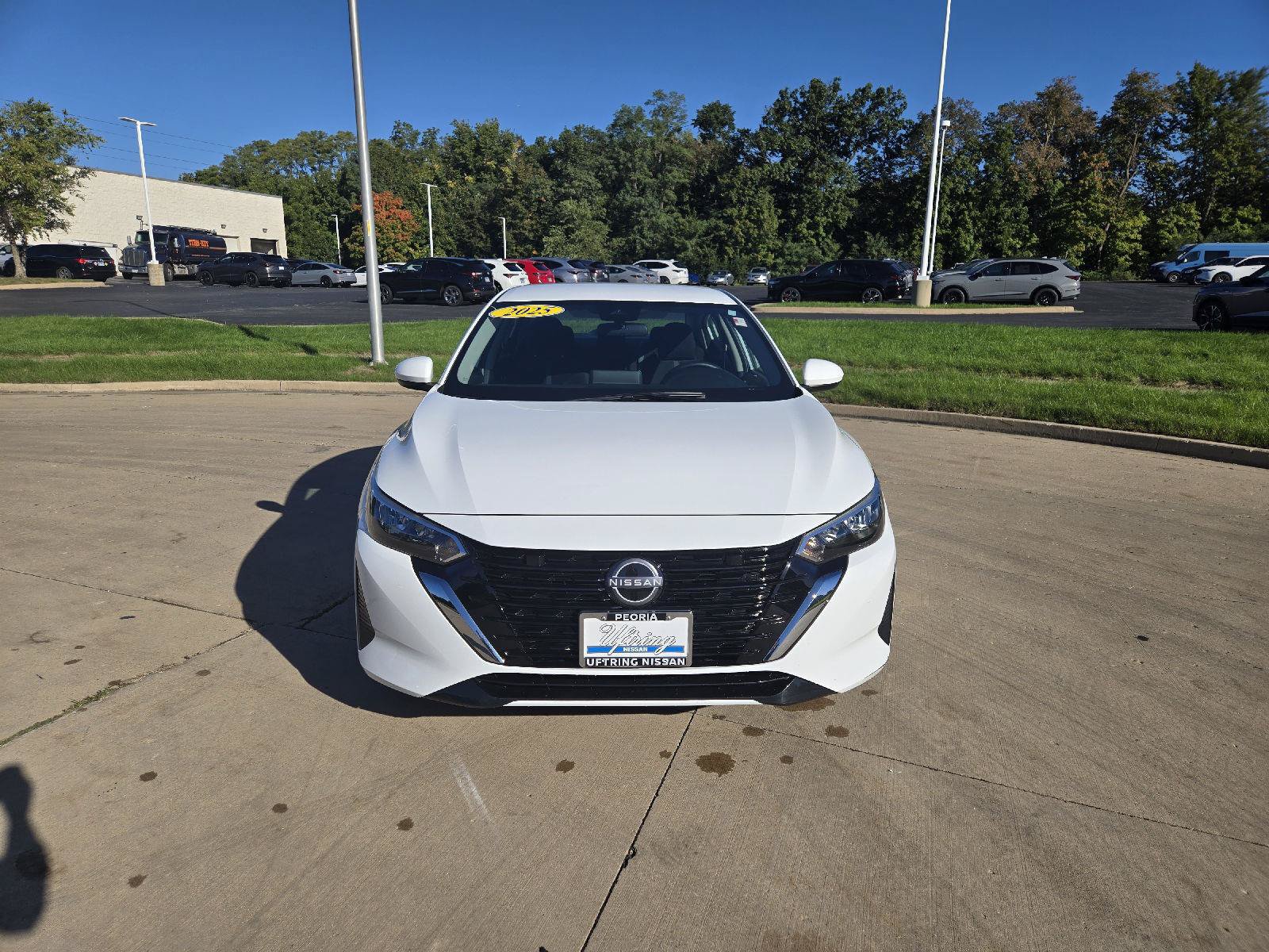 Used 2025 Nissan Sentra SV FWD image 7