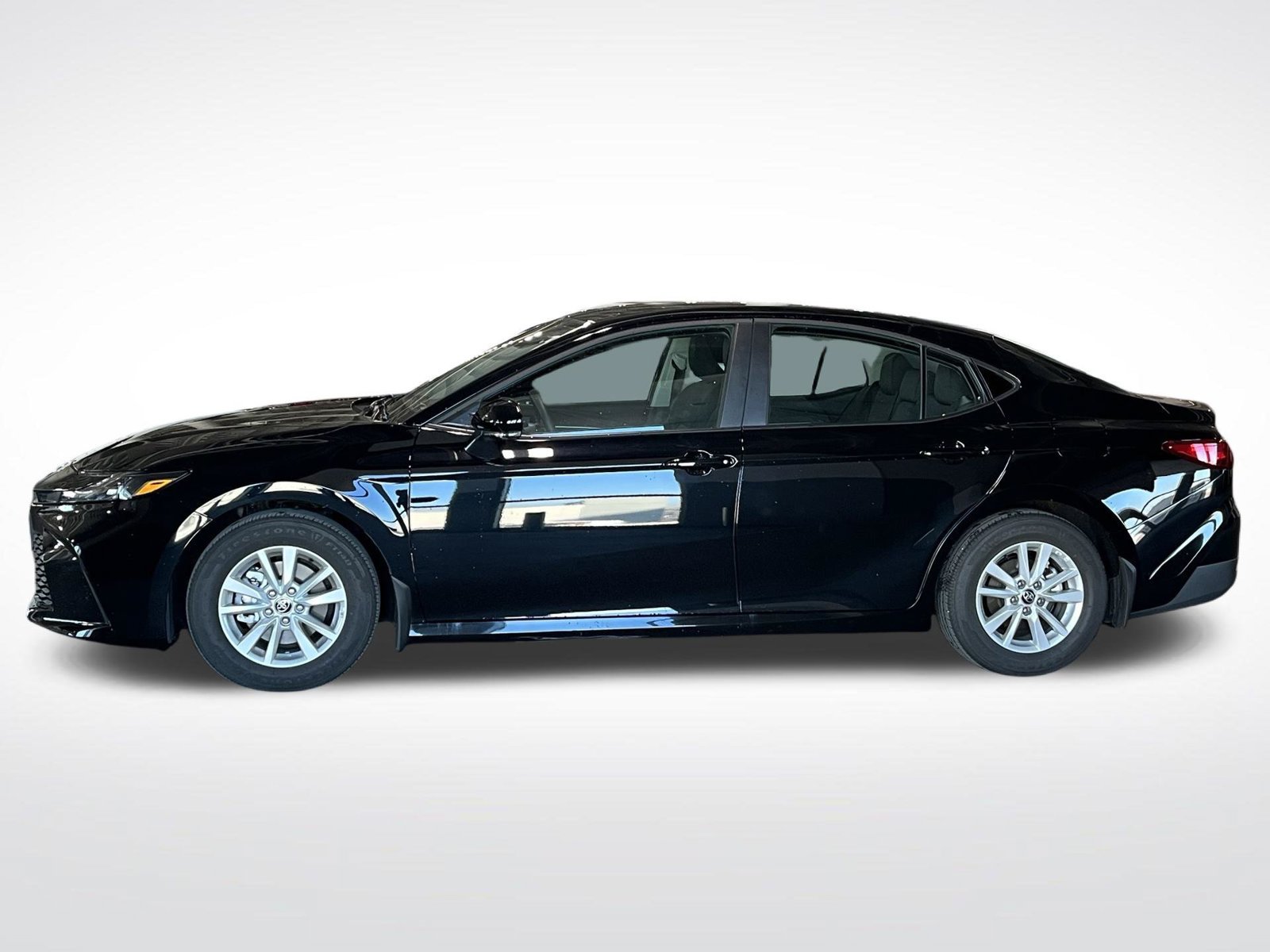 Used 2026 Toyota Camry LE FWD image 7