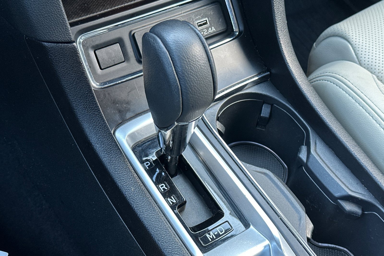 Used 2024 Subaru Ascent Limited image 25