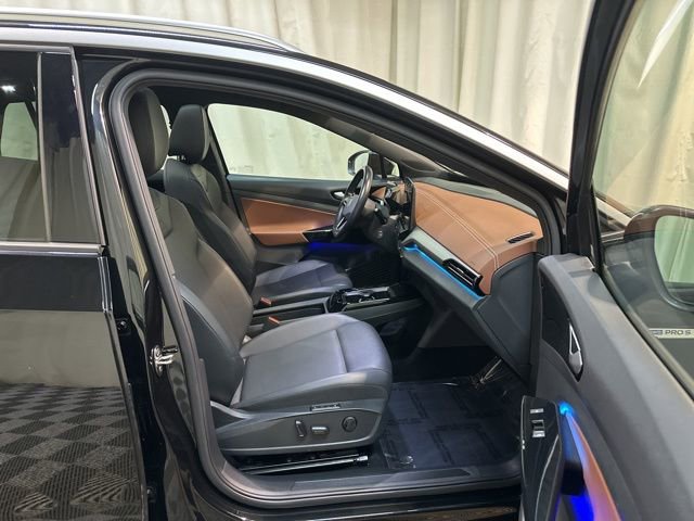 Certified 2021 Volkswagen ID.4 Pro S w/ Gradient Package image 36