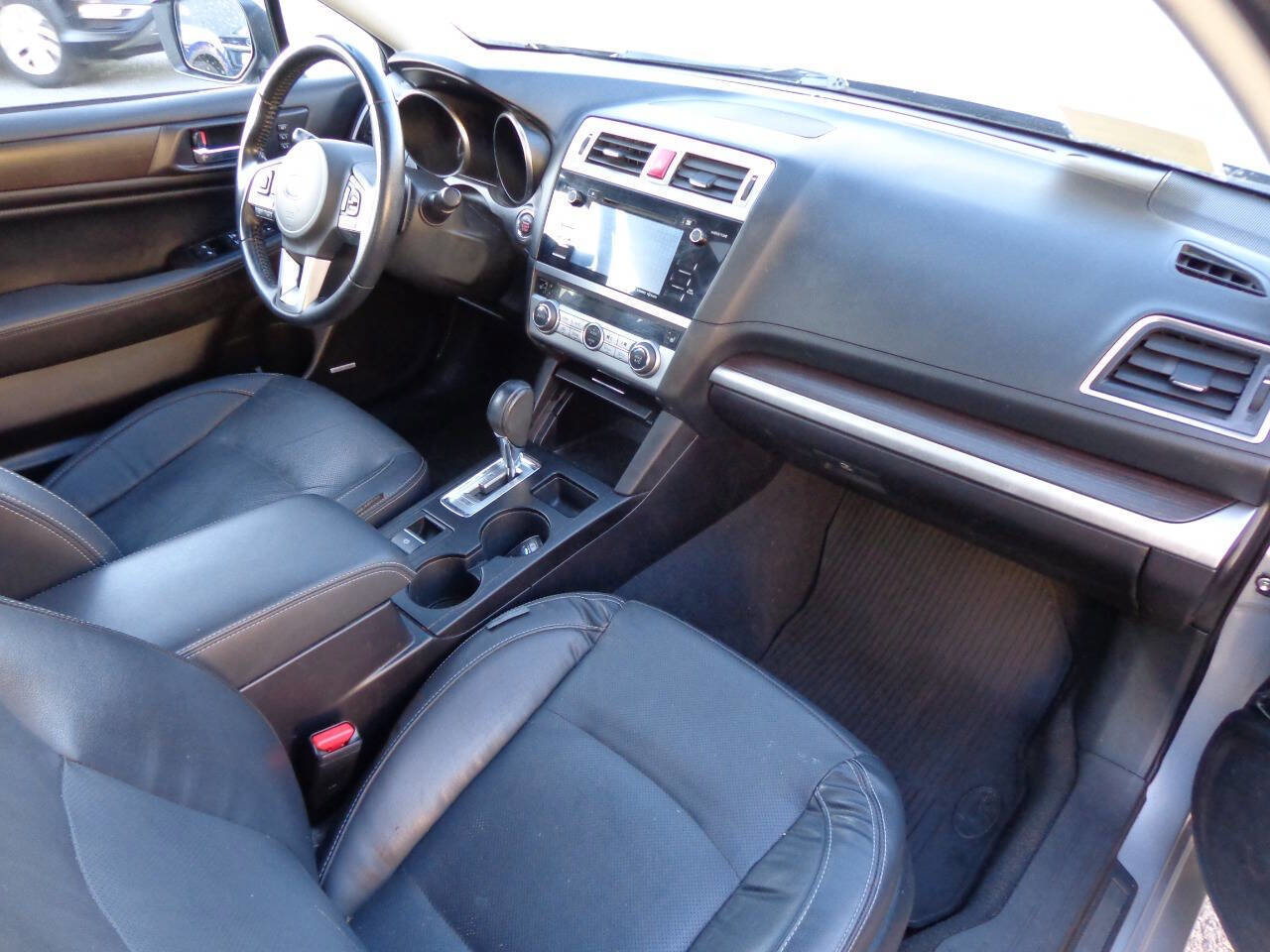 Used 2016 Subaru Legacy 3.6R Limited image 13