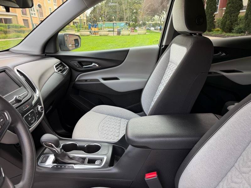 Used 2023 Chevrolet Equinox LS AWD/4WD image 44