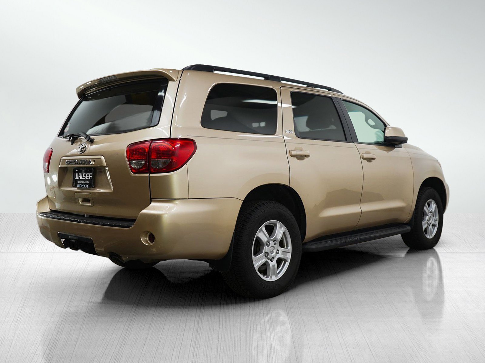 Used 2012 Toyota Sequoia SR5 AWD/4WD image 6