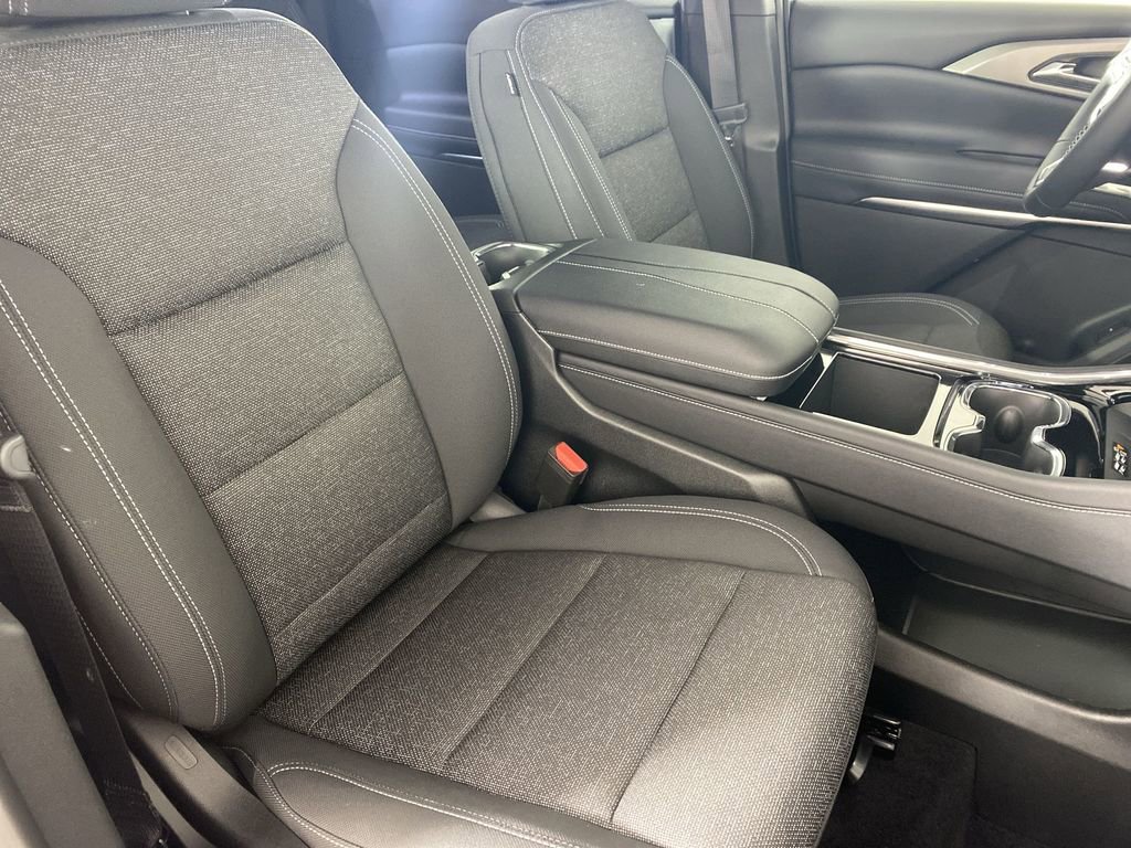 New 2026 Chevrolet Traverse LT w/ LPO, Floor Liner Package image 27
