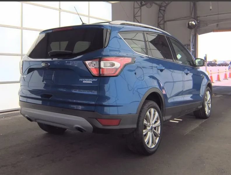 Used 2017 Ford Escape Titanium FWD image 2
