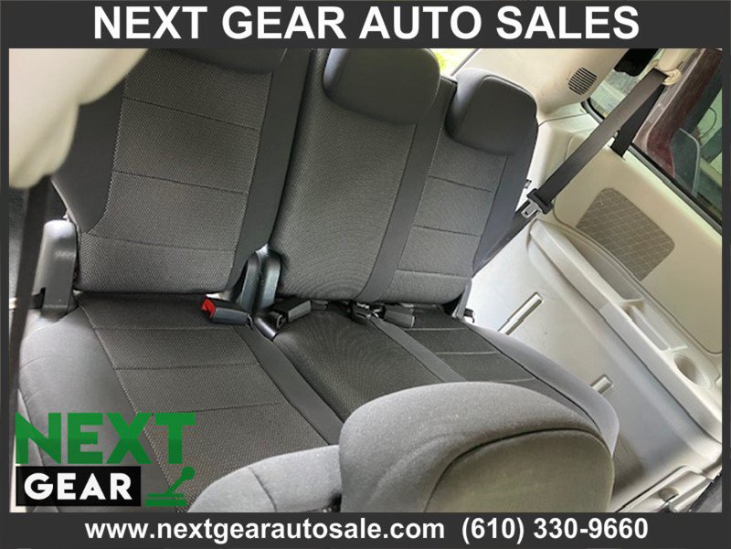 Used 2009 Dodge Grand Caravan SE w/ Climate Group FWD image 10