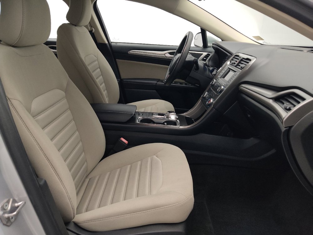Used 2018 Ford Fusion S FWD image 21