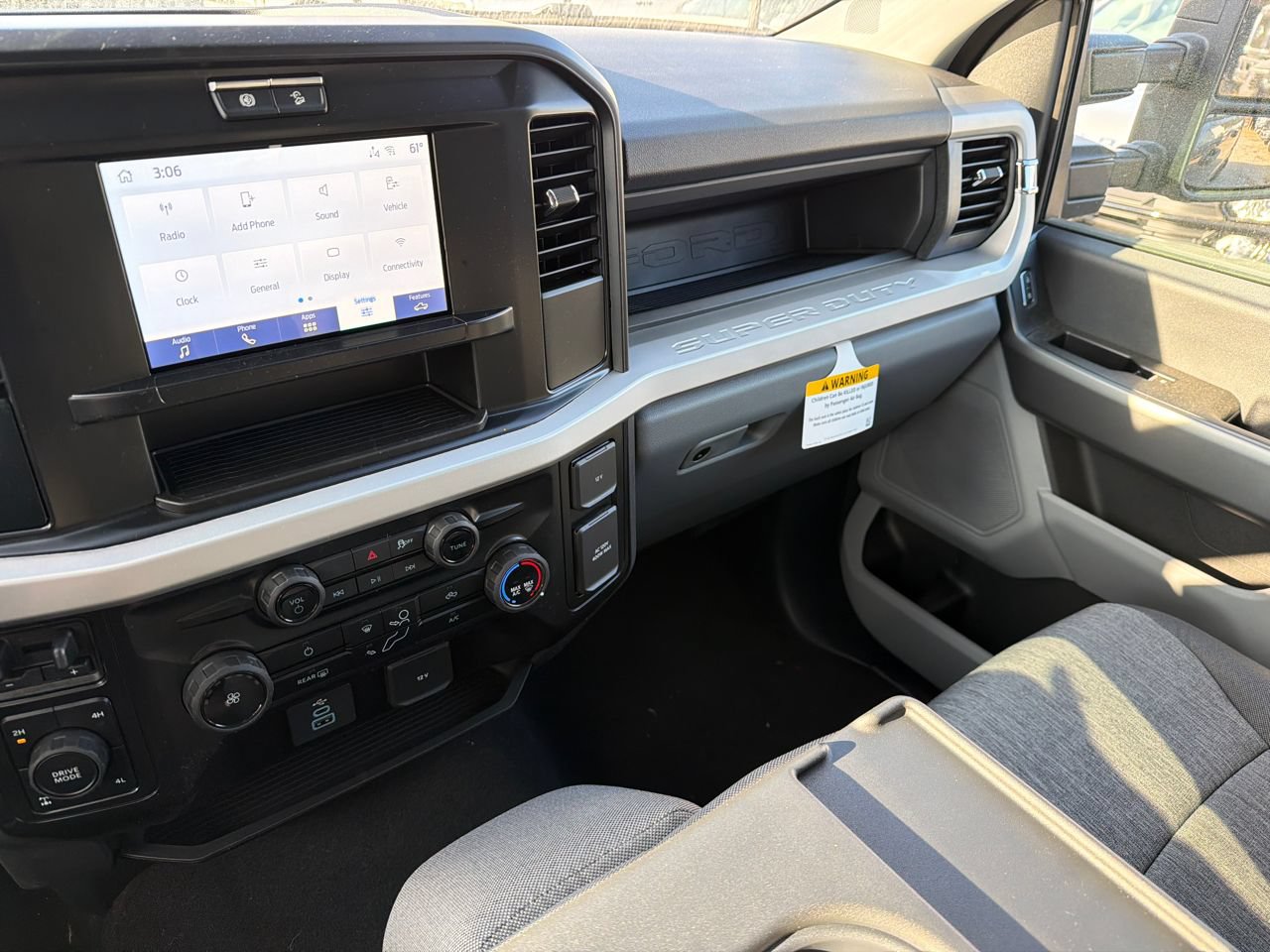New 2026 Ford F250 XL w/ STX Appearance Package AWD/4WD image 23