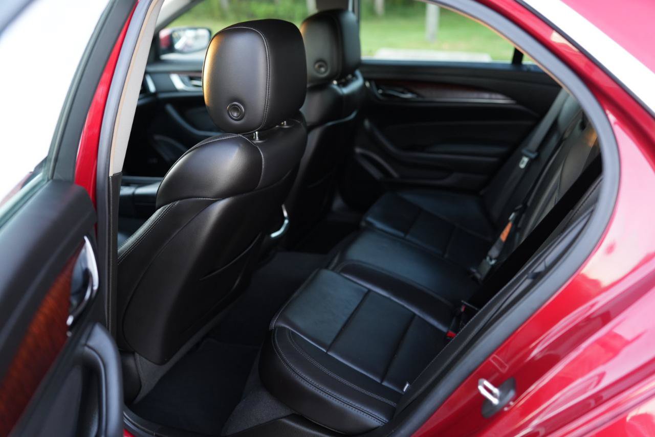 Used 2018 Cadillac CTS Luxury RWD image 33