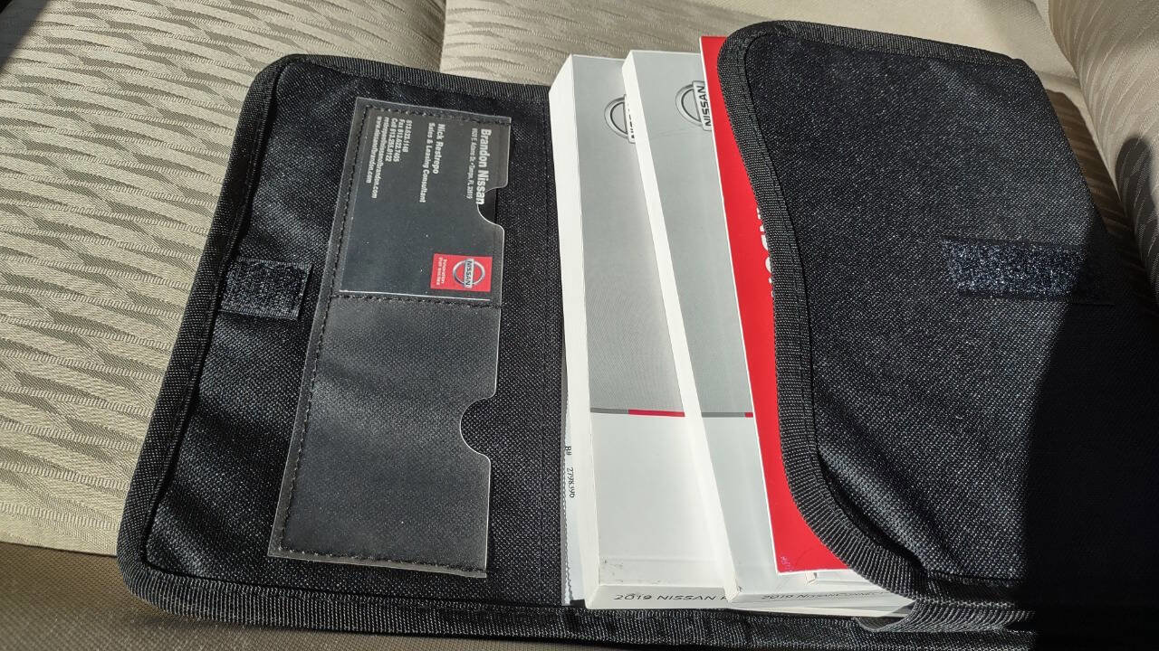 Used 2019 Nissan Rogue SV w/ Premium Package image 30