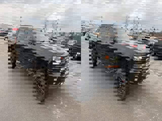 Used 2017 Chevrolet Silverado 1500 LT image 22